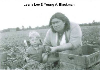 Leana Lee with nephew Allan Blackman
Keywords: field work,rayner farms